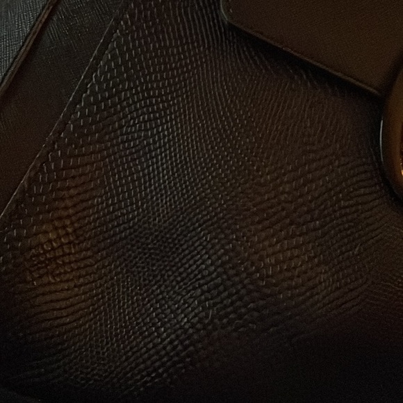 Guess handbag with defects - Picture 5 of 7